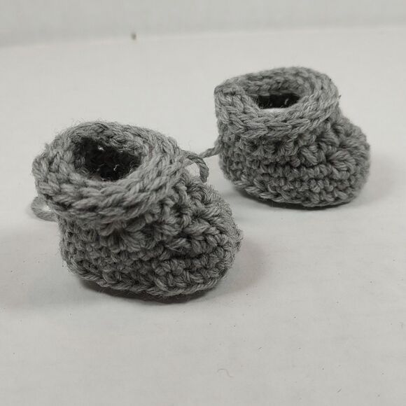 Handmade Crochet Baby Booties Soft Gray Newborn Preemie Shoes Shower Gift New - Picture 7 of 16